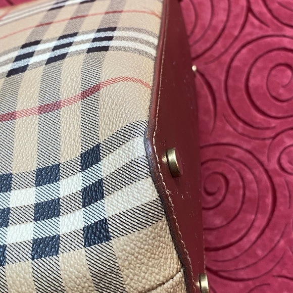 Authentic Burberry London Haymarket Check Italian Tote Handbag - Picture 5 of 10